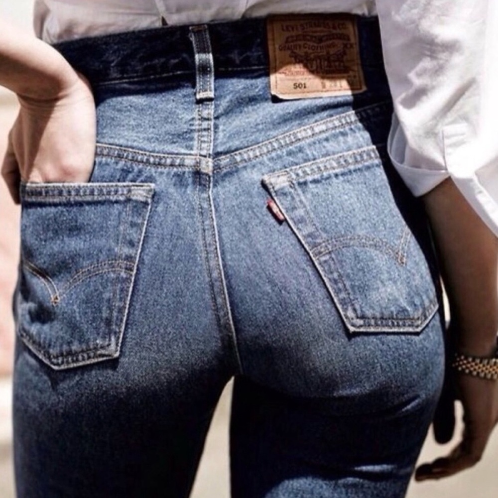 Beautiful vintage Levis button fly 501